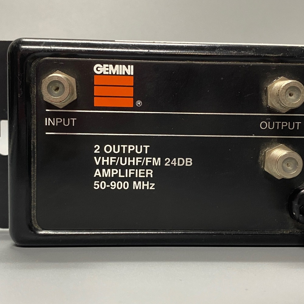 Gemini Signal Amplifier OS Black Excellent DM2000 VHF UHF FM 24dB 2-Output - Picture 5 of 11